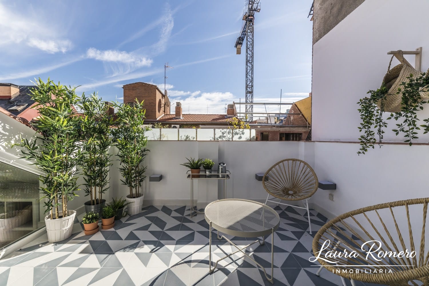 Espectacular dúplex con terraza en venta en el barrio de Tetuán.